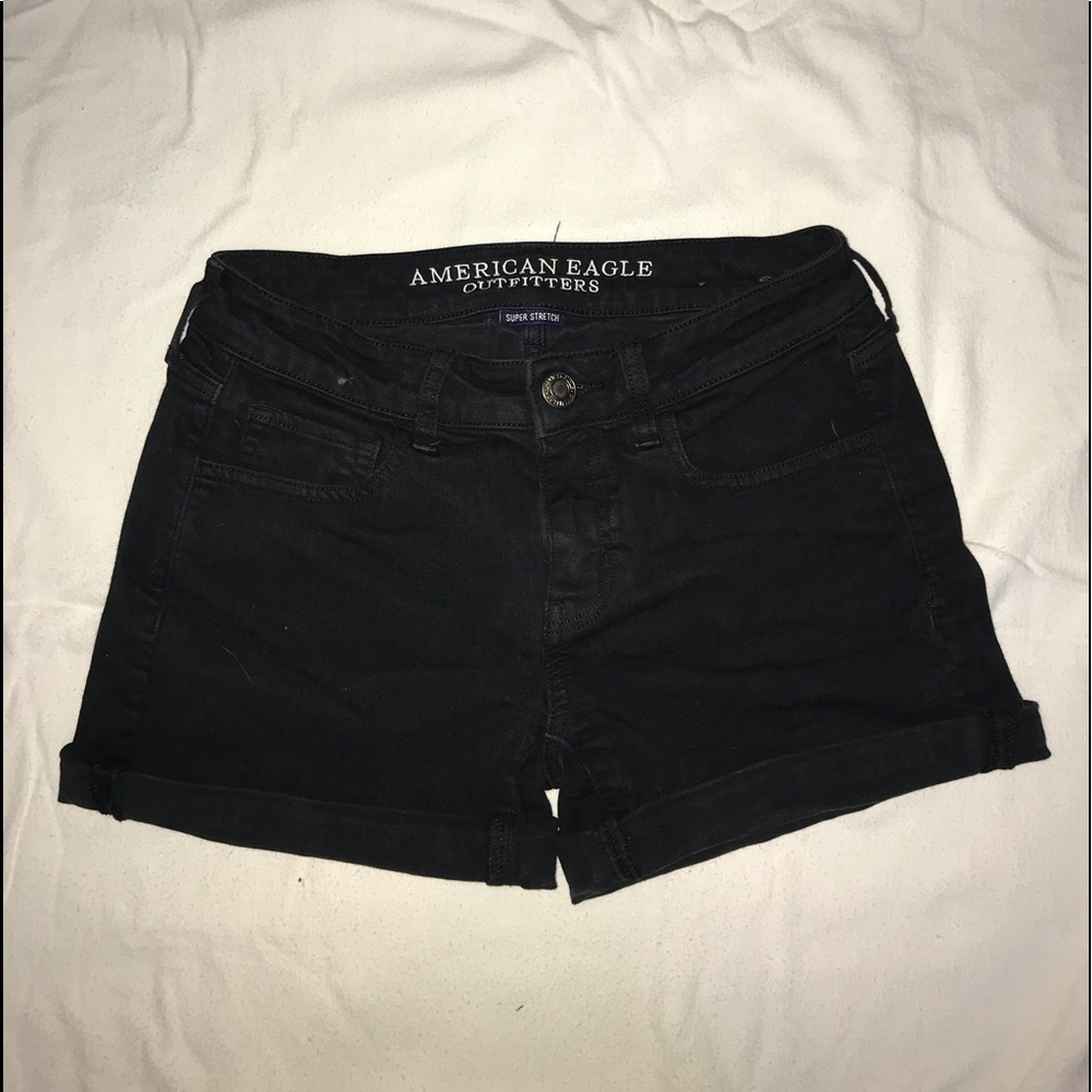 Black American Eagle shorts.
